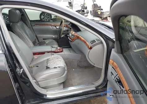 2007 Mercedes-Benz S-Class 5.5L V8 z USA, uszkodzony, nr VIN WDDNG71X47A079561